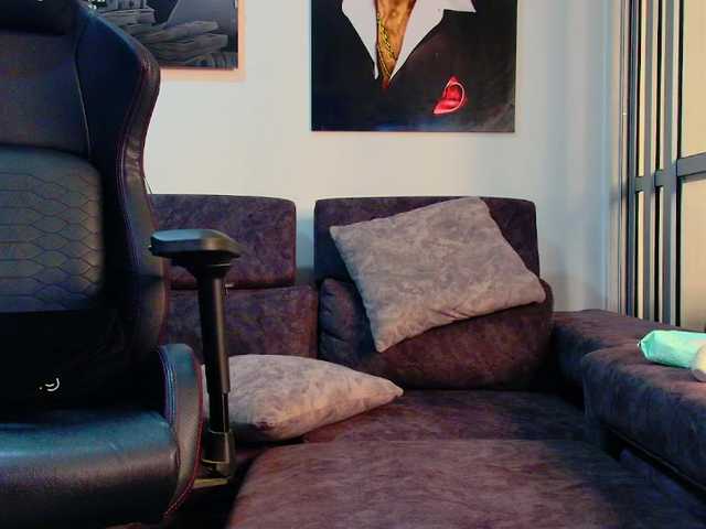 latin-couple77's BongaCams show and profile