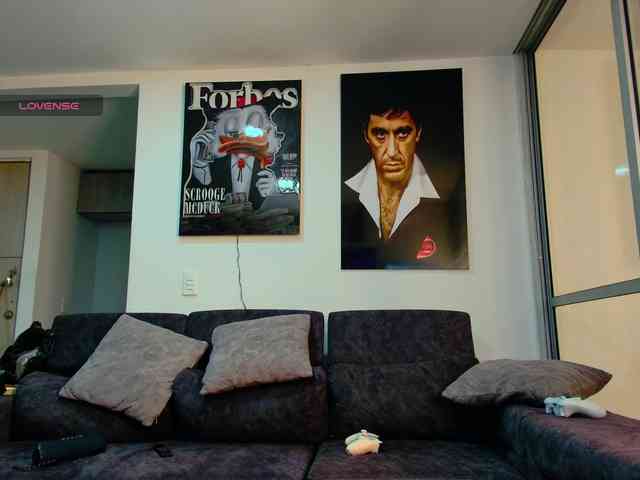 latin-couple77 webcam