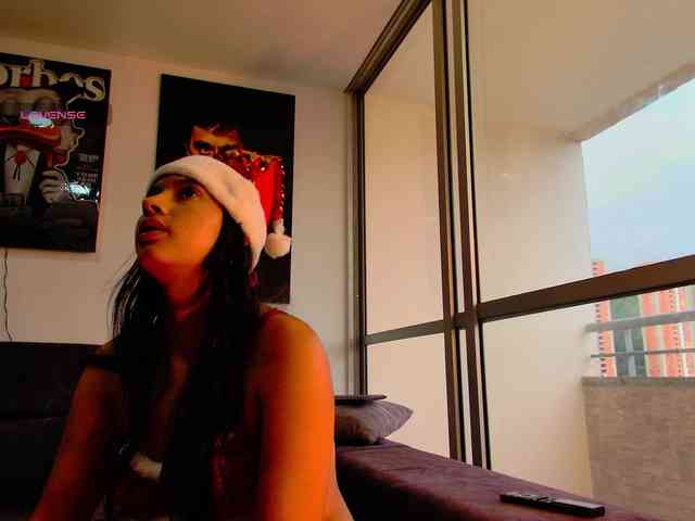 latin-couple77 webcam