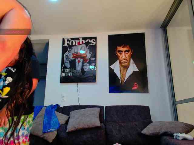 latin-couple77 webcam