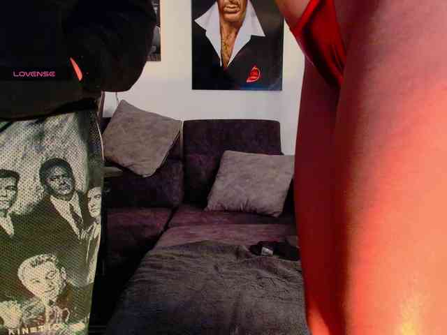 latin-couple77 webcam