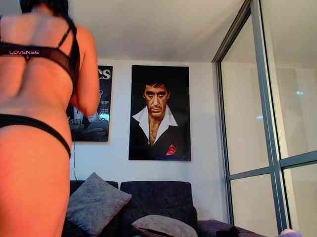 latin-couple77 webcam