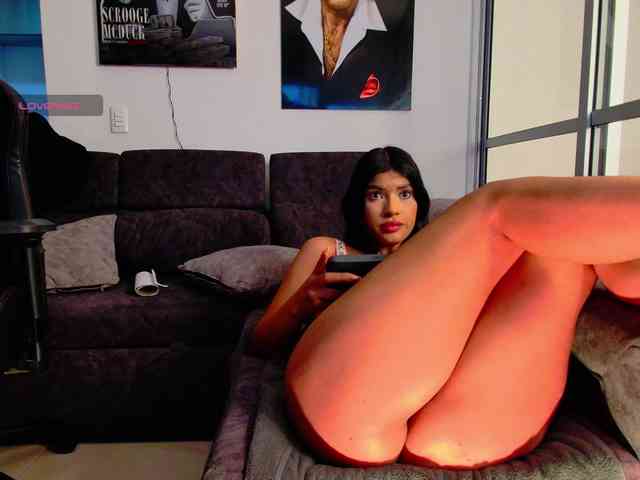 latin-couple77 webcam