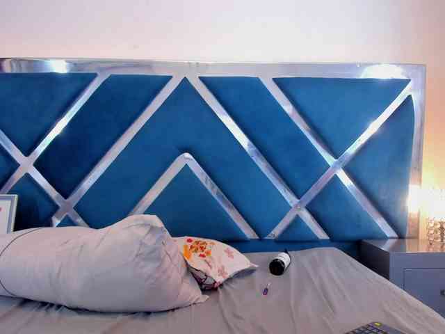 tiffanymiller1 webcam