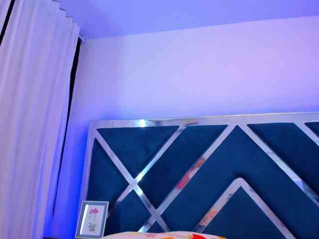 tiffanymiller1 webcam