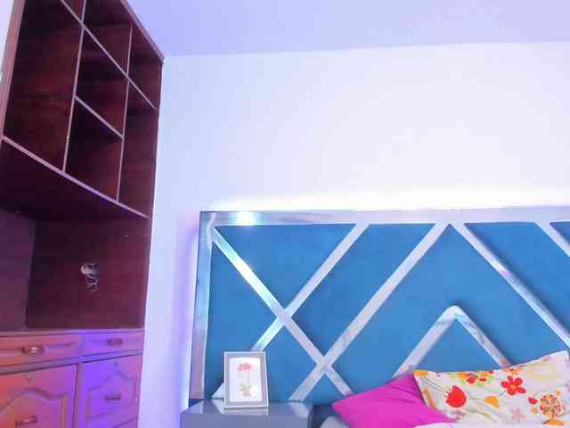 tiffanymiller1 webcam