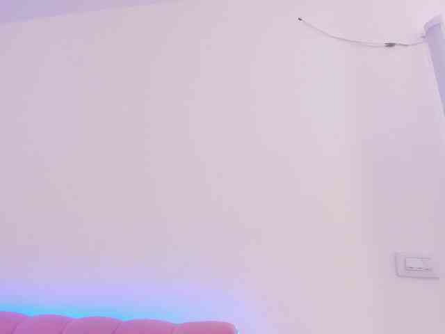 tiffanymiller1 webcam