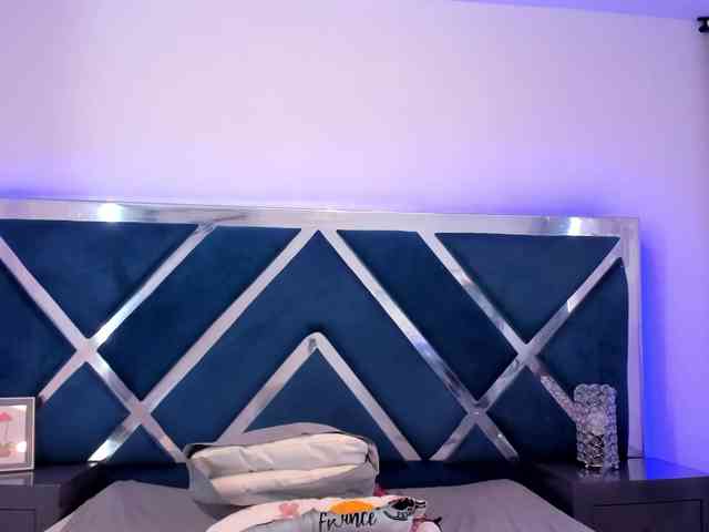 tiffanymiller1 webcam