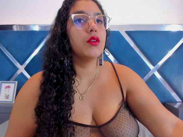 tiffanymiller1 webcam