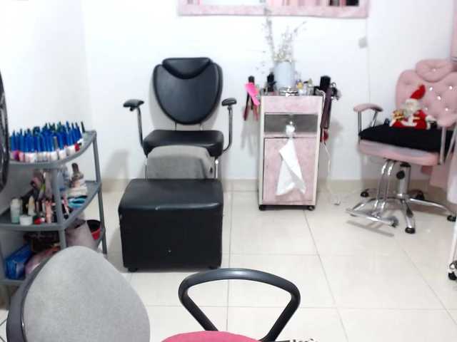 titsbiglovers's BongaCams show and profile