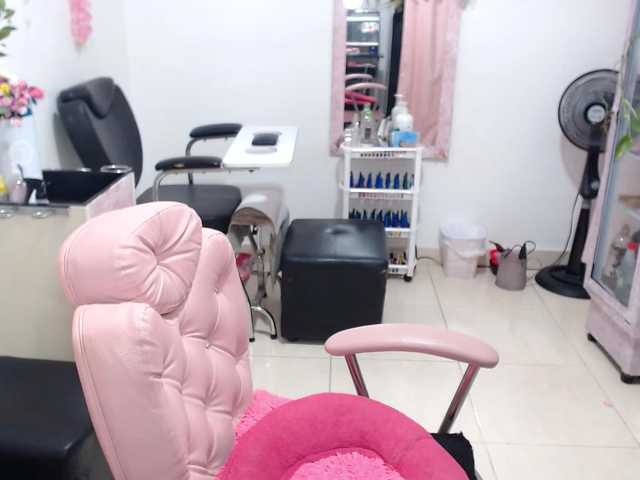 titsbiglovers's BongaCams show and profile