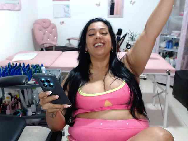 titsbiglovers titsbiglovers