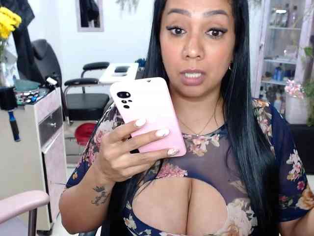 titsbiglovers titsbiglovers