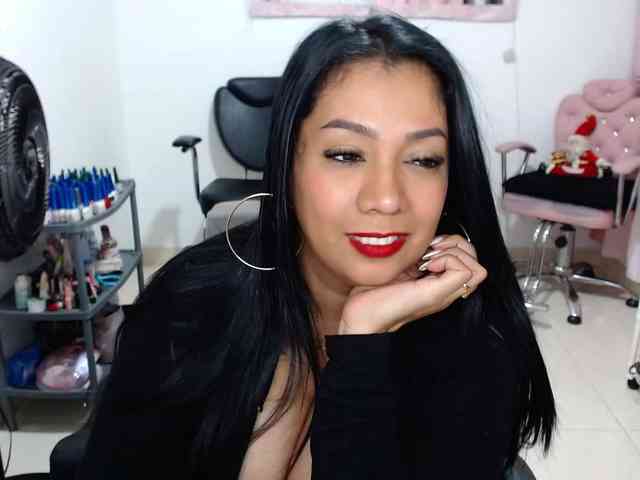 titsbiglovers titsbiglovers