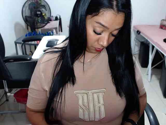 titsbiglovers