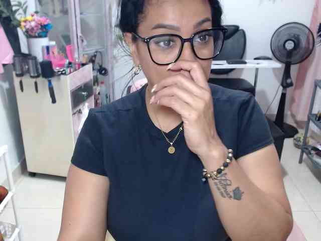 titsbiglovers titsbiglovers