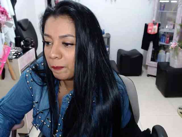 titsbiglovers titsbiglovers