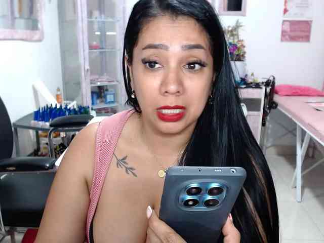 titsbiglovers webcam