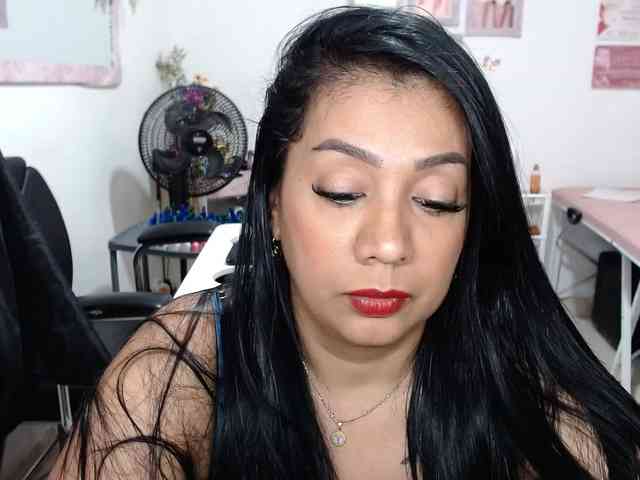 titsbiglovers webcam