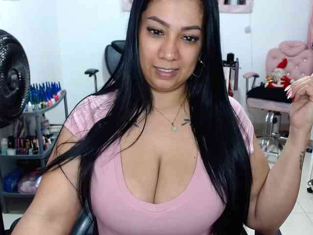 titsbiglovers titsbiglovers