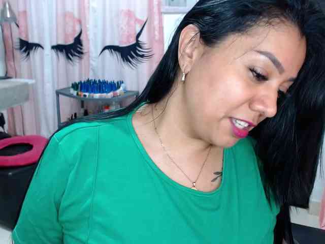 titsbiglovers webcam