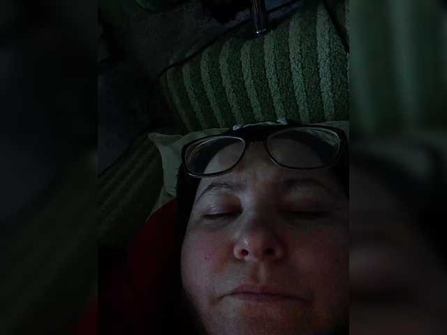 Fox981's BongaCams show and profile