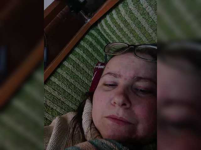 Fox981's BongaCams show and profile