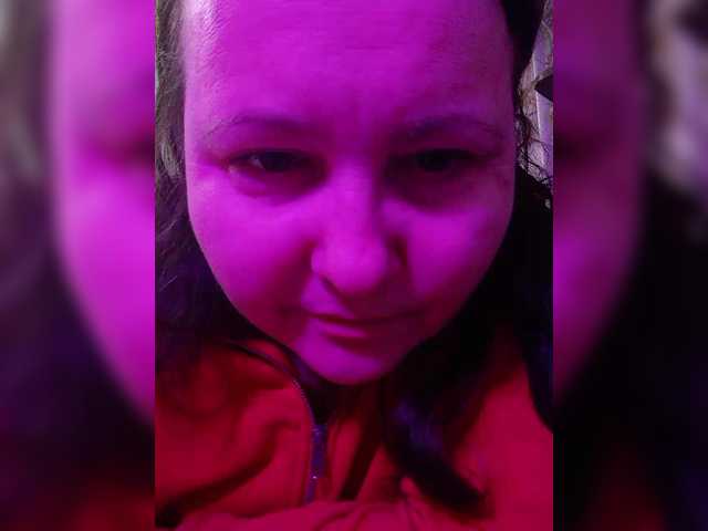 Fox981's BongaCams show and profile