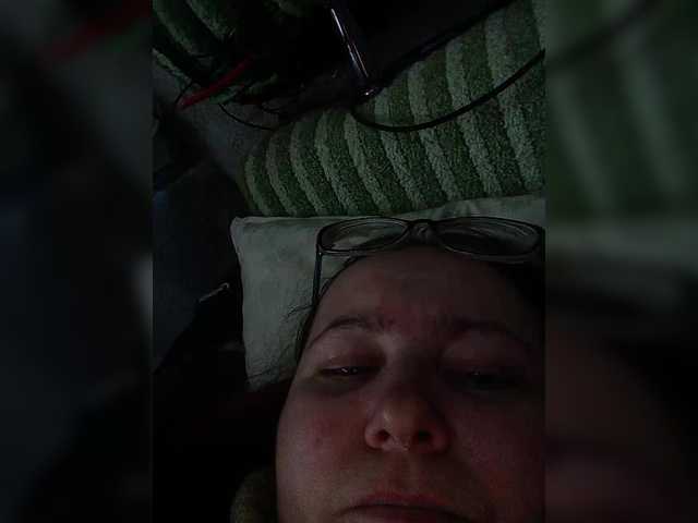 Fox981's BongaCams show and profile