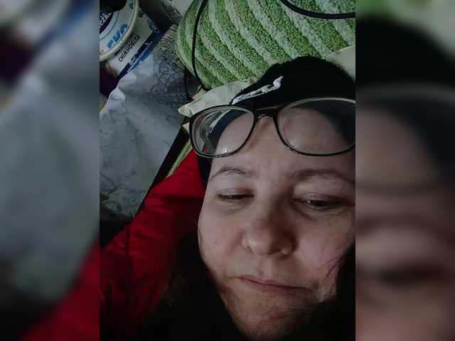 Fox981's BongaCams show and profile