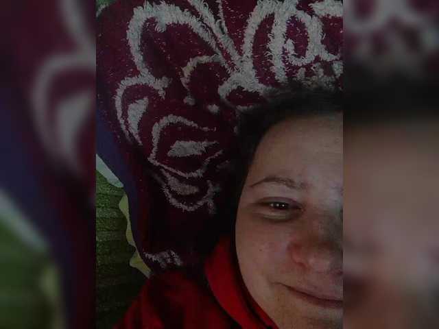 Fox981's BongaCams show and profile