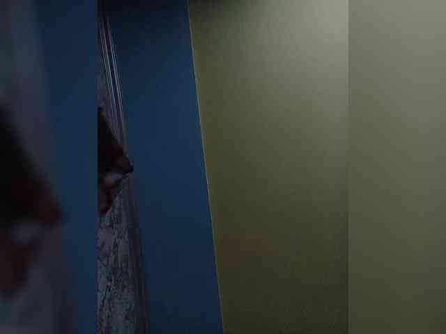 Fox981 Live Webcam on BongaCams