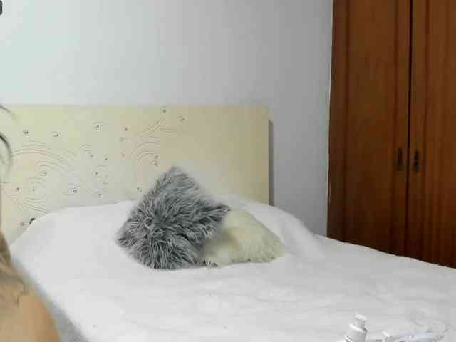 LauraColour webcam