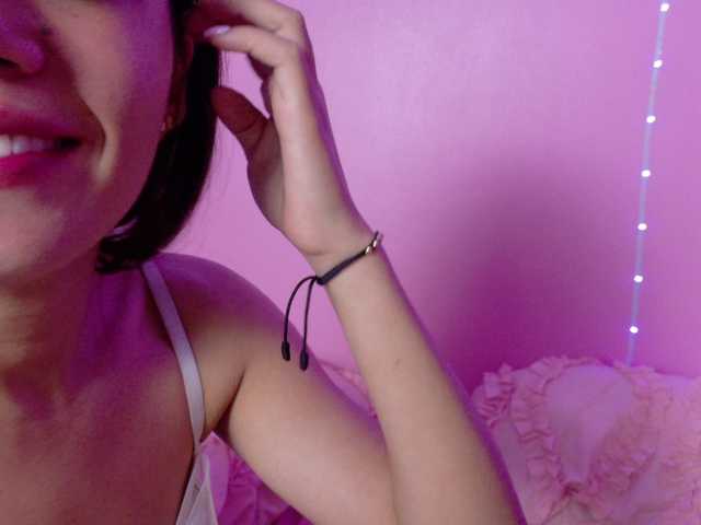 farianachocolatecrememia's BongaCams show and profile
