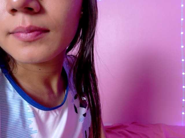 farianachocolatecrememia's BongaCams show and profile