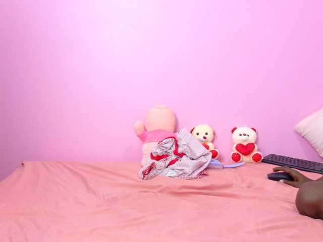 farianachocolatecrememia's BongaCams show and profile