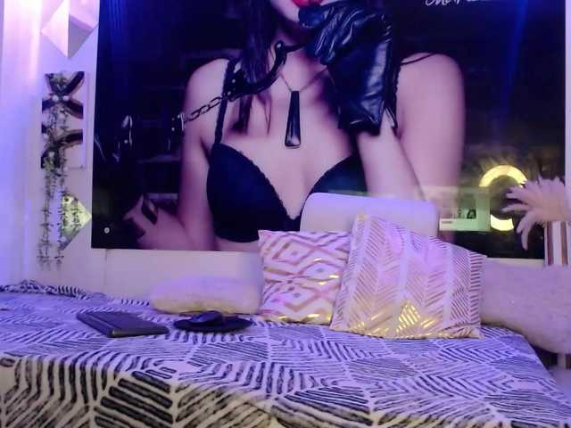 Perladorada webcam bongacams model stream image