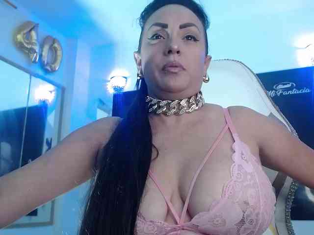 Perladorada Live Webcam on BongaCams