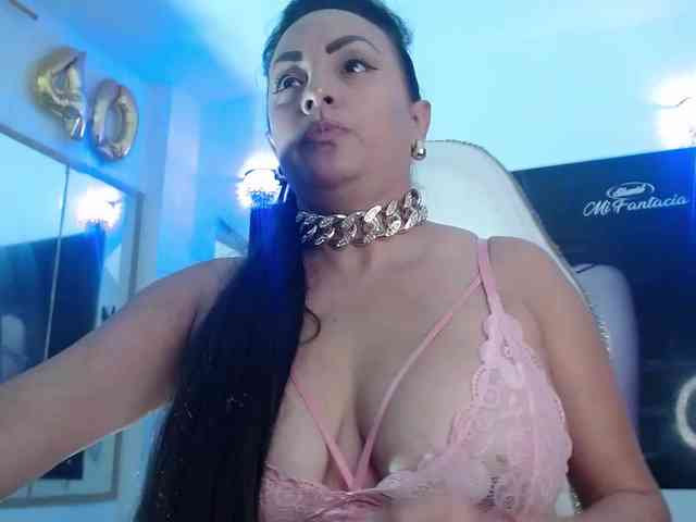 Perladorada Live Webcam on BongaCams