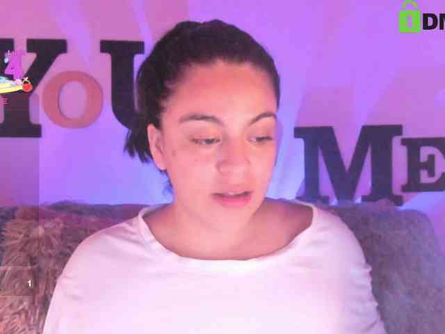 AbbySaphir webcam