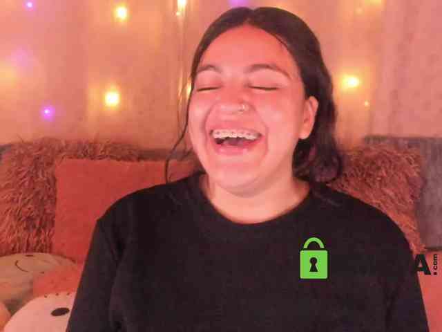 AbbySaphir webcam