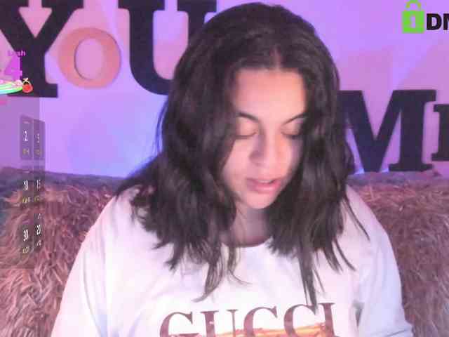 AbbySaphir webcam