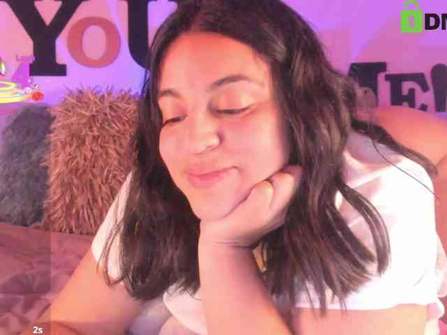 AbbySaphir webcam