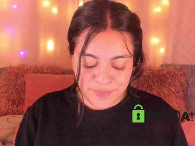AbbySaphir webcam