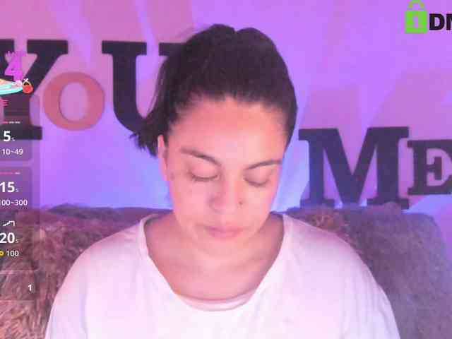 AbbySaphir webcam
