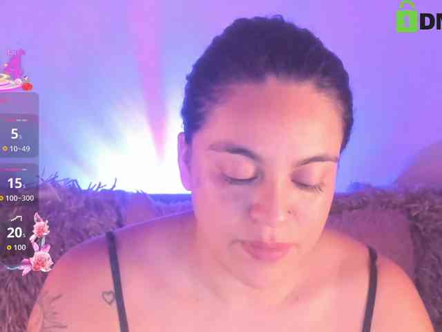 AbbySaphir webcam