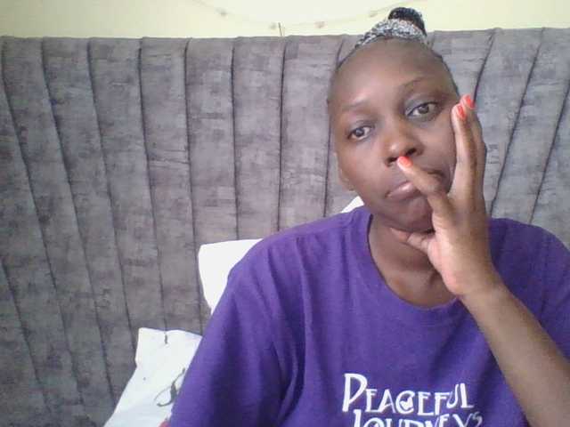 Dizzydose1's BongaCams show and profile