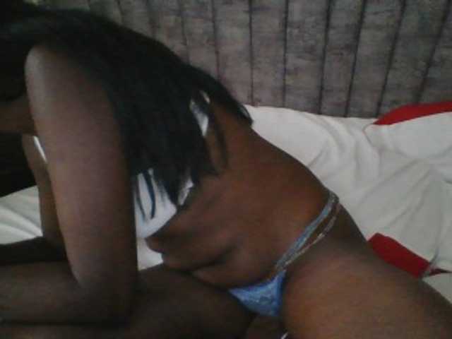 Dizzydose1's BongaCams show and profile