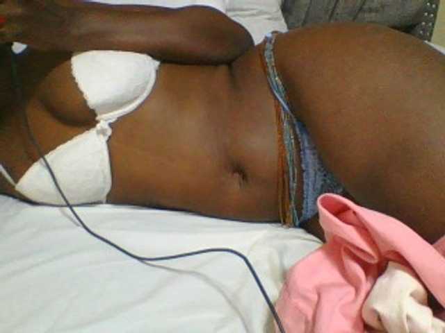 Dizzydose1's BongaCams show and profile