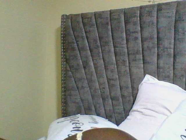 Dizzydose1 webcam bongacams model stream image